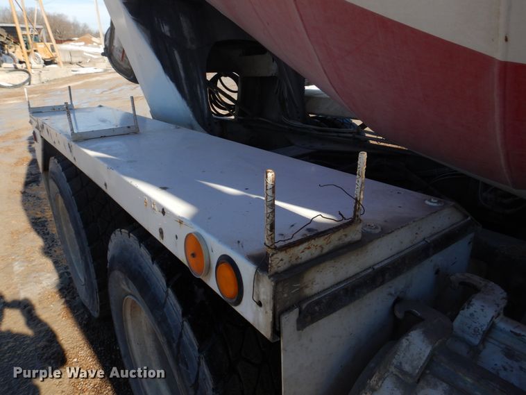 image for item DH8185 2001 Sterling LT8500  ready mix truck