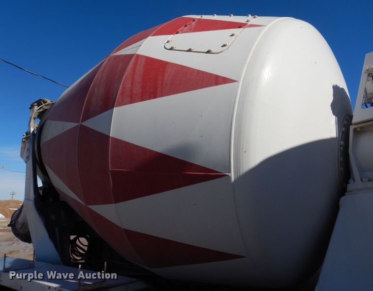 image for item DH8185 2001 Sterling LT8500  ready mix truck