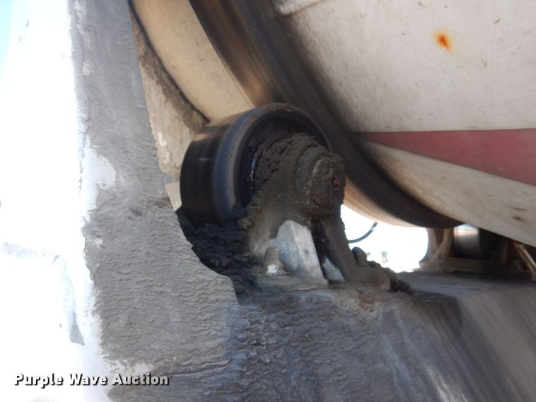 image for item DH8185 2001 Sterling LT8500  ready mix truck