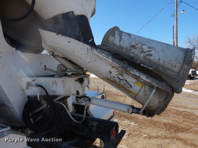 image for item DH8185 2001 Sterling LT8500  ready mix truck