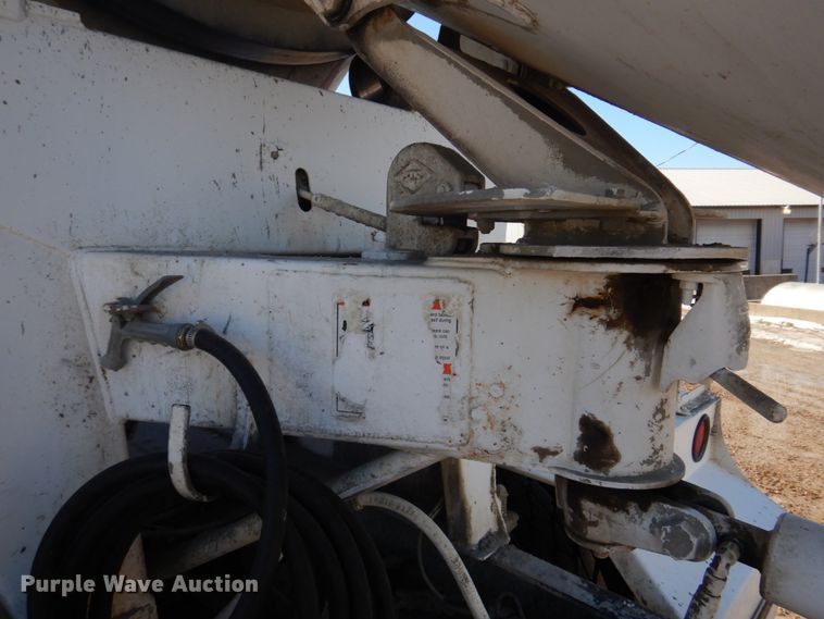 image for item DH8185 2001 Sterling LT8500  ready mix truck