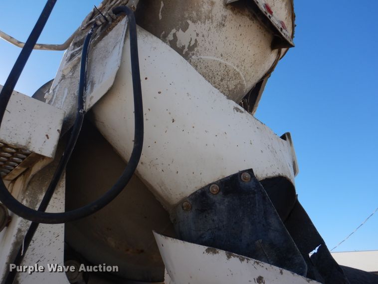 image for item DH8185 2001 Sterling LT8500  ready mix truck