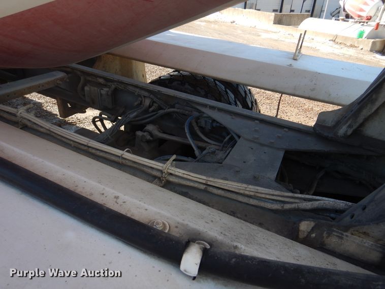 image for item DH8185 2001 Sterling LT8500  ready mix truck