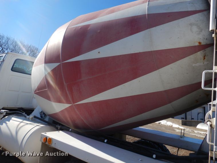 image for item DH8185 2001 Sterling LT8500  ready mix truck