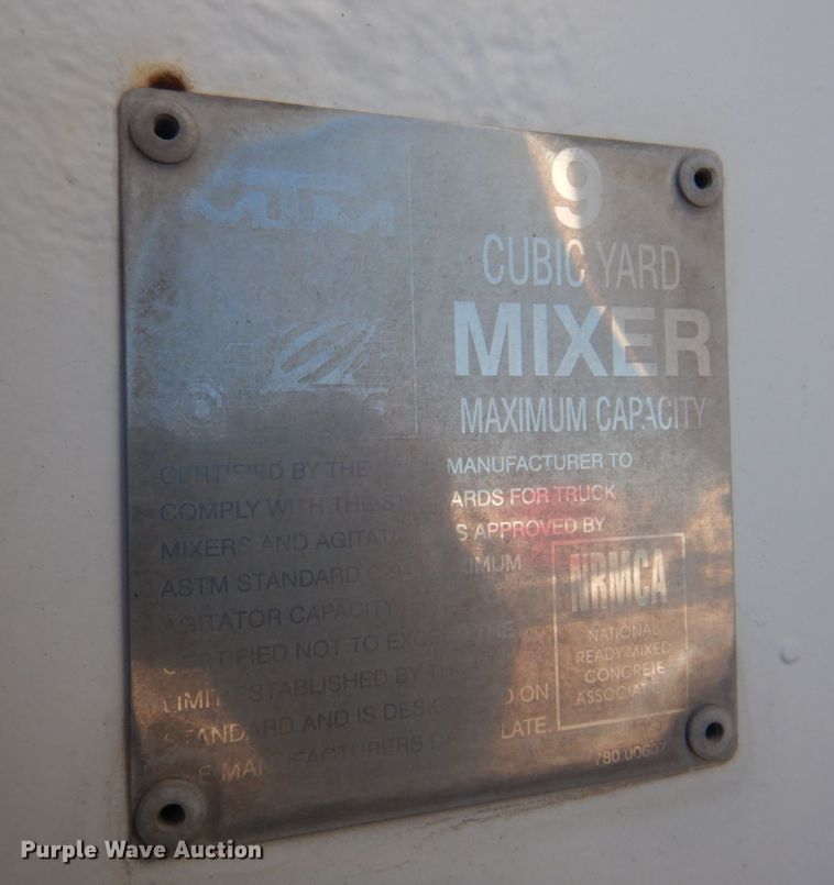 image for item DH8185 2001 Sterling LT8500  ready mix truck