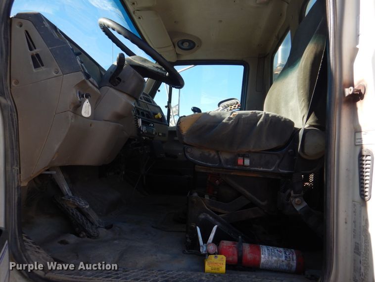 image for item DH8185 2001 Sterling LT8500  ready mix truck