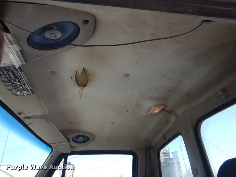 image for item DH8185 2001 Sterling LT8500  ready mix truck