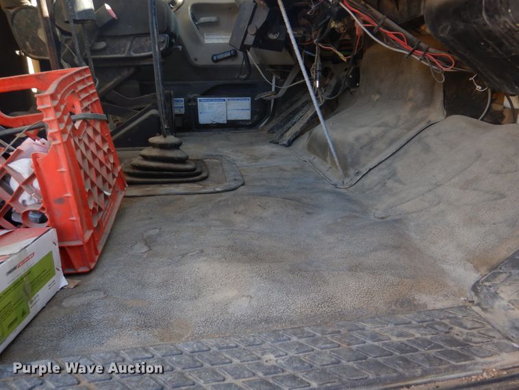 image for item DH8185 2001 Sterling LT8500  ready mix truck