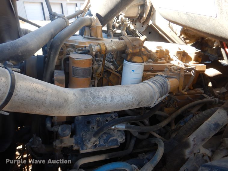 image for item DH8185 2001 Sterling LT8500  ready mix truck