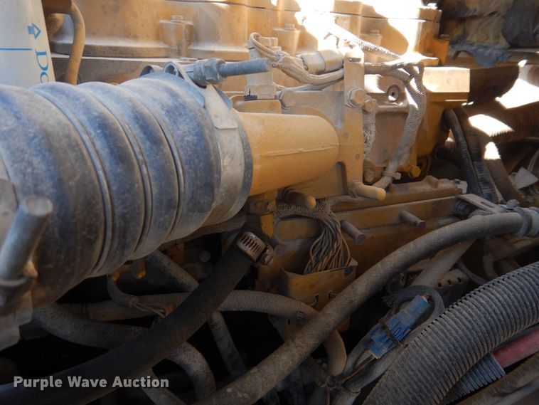 image for item DH8185 2001 Sterling LT8500  ready mix truck