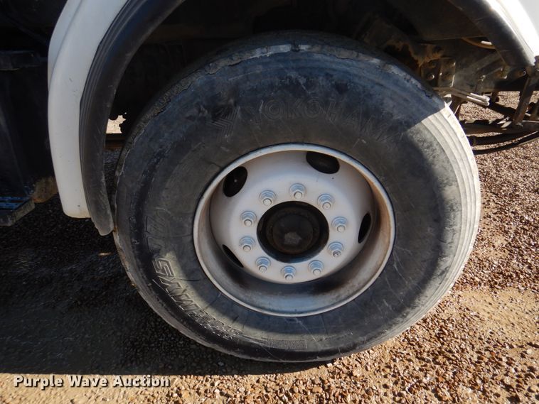 image for item DH8185 2001 Sterling LT8500  ready mix truck