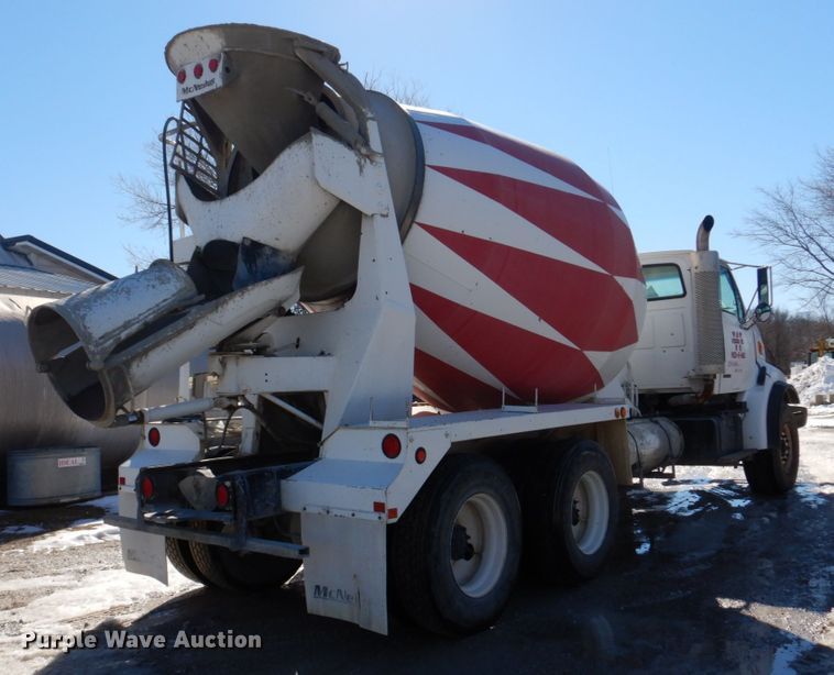 image for item DH8186 2001 Sterling LT8500  ready mix truck