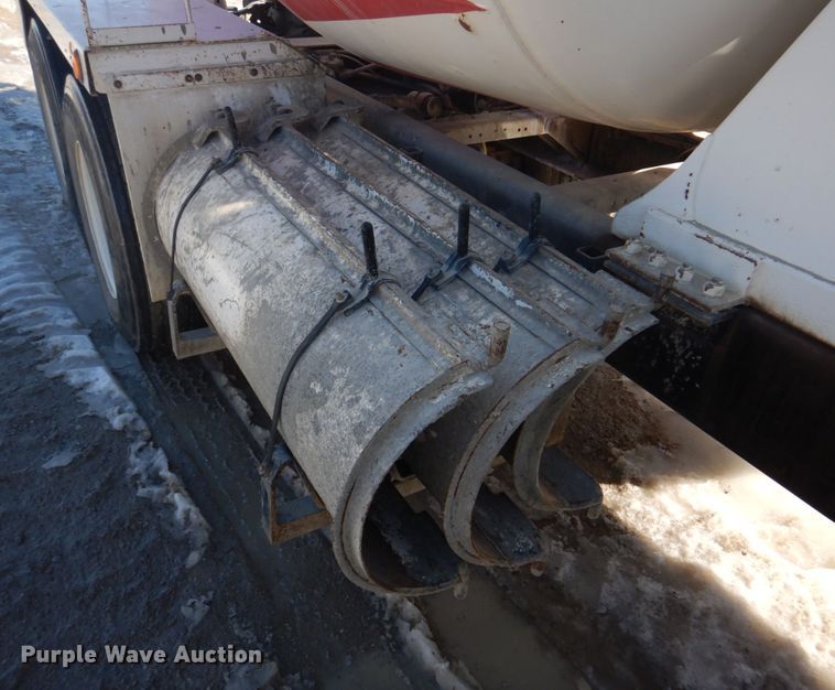 image for item DH8186 2001 Sterling LT8500  ready mix truck