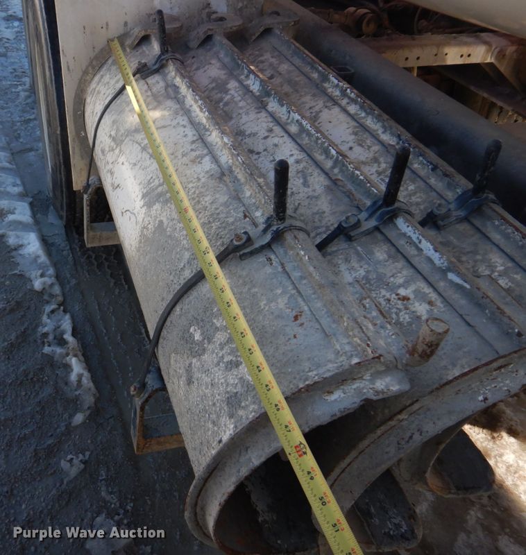 image for item DH8186 2001 Sterling LT8500  ready mix truck