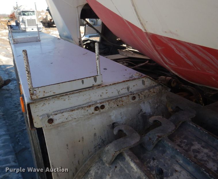 image for item DH8186 2001 Sterling LT8500  ready mix truck