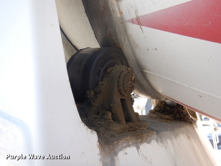 image for item DH8186 2001 Sterling LT8500  ready mix truck