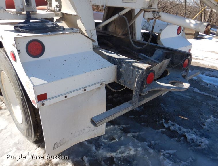 image for item DH8186 2001 Sterling LT8500  ready mix truck