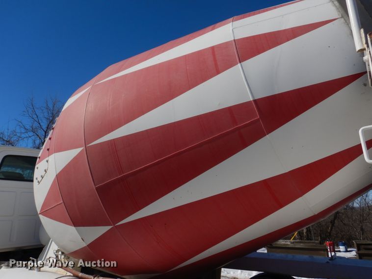 image for item DH8186 2001 Sterling LT8500  ready mix truck