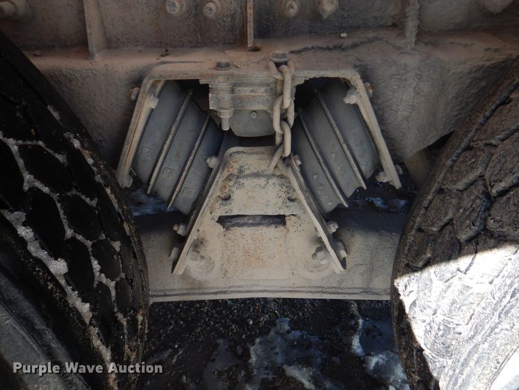 image for item DH8186 2001 Sterling LT8500  ready mix truck