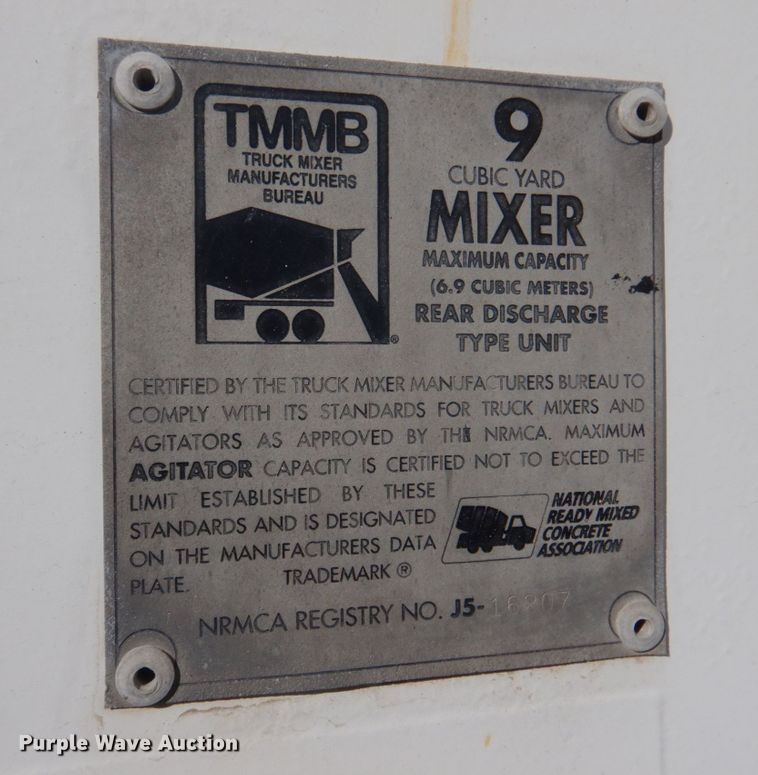 image for item DH8186 2001 Sterling LT8500  ready mix truck