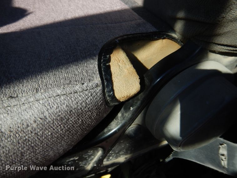 image for item DH8186 2001 Sterling LT8500  ready mix truck