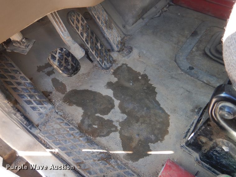 image for item DH8186 2001 Sterling LT8500  ready mix truck