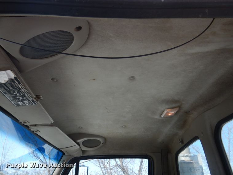 image for item DH8186 2001 Sterling LT8500  ready mix truck