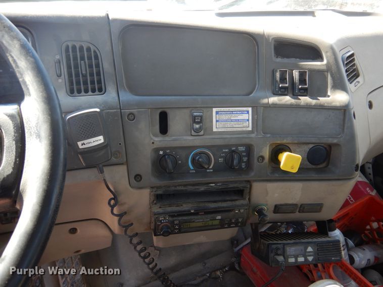 image for item DH8186 2001 Sterling LT8500  ready mix truck