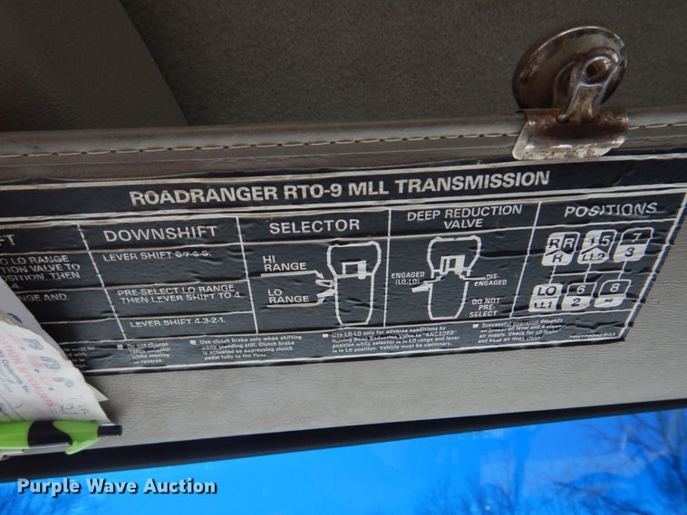 image for item DH8186 2001 Sterling LT8500  ready mix truck