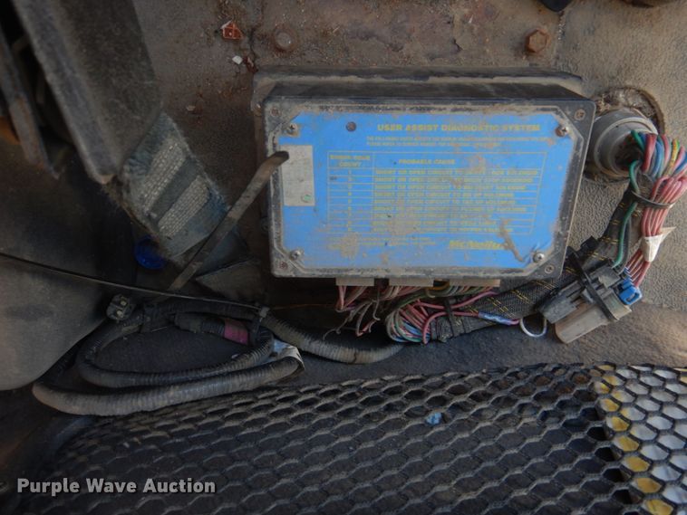 image for item DH8186 2001 Sterling LT8500  ready mix truck