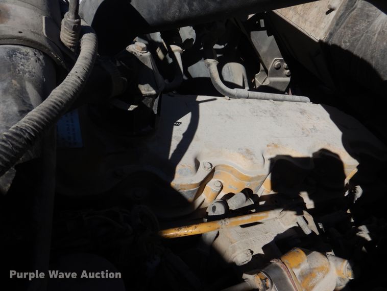 image for item DH8186 2001 Sterling LT8500  ready mix truck