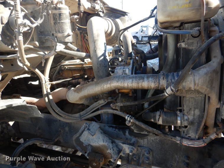 image for item DH8186 2001 Sterling LT8500  ready mix truck