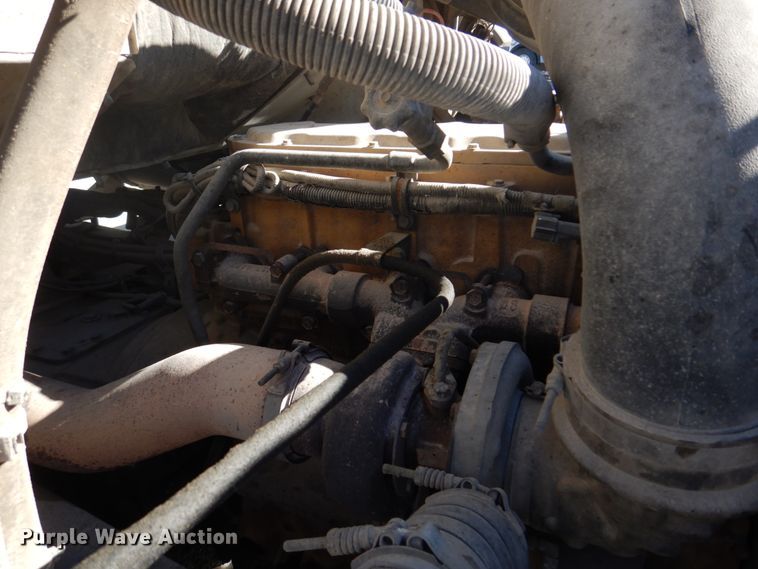 image for item DH8186 2001 Sterling LT8500  ready mix truck