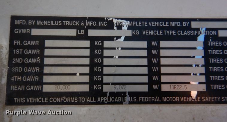 image for item DH8186 2001 Sterling LT8500  ready mix truck