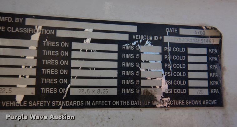 image for item DH8186 2001 Sterling LT8500  ready mix truck