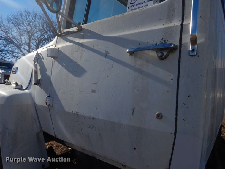 image for item DH8189 1989 Ford L8000  ready mix truck