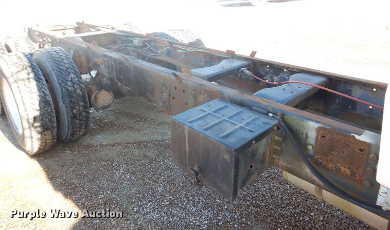 image for item DH8189 1989 Ford L8000  ready mix truck