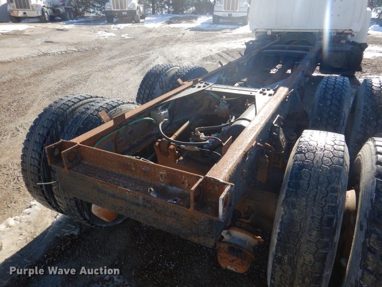 image for item DH8189 1989 Ford L8000  ready mix truck