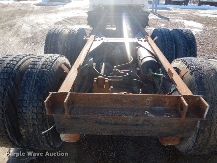 image for item DH8189 1989 Ford L8000  ready mix truck