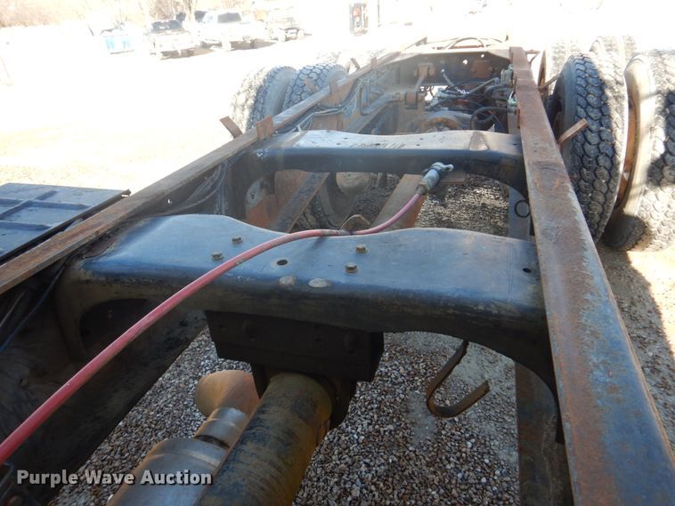 image for item DH8189 1989 Ford L8000  ready mix truck