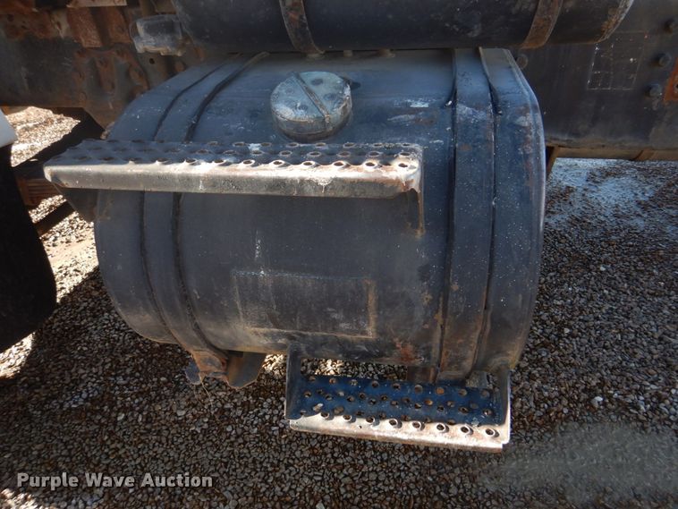 image for item DH8189 1989 Ford L8000  ready mix truck