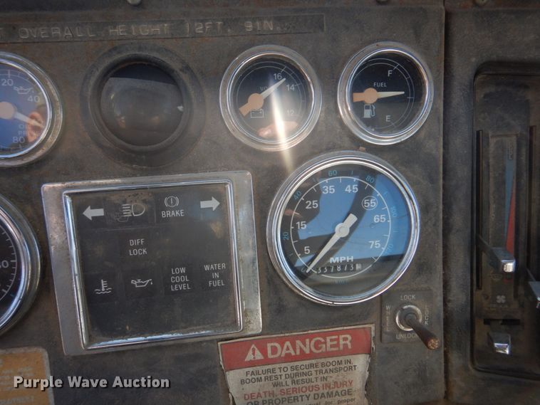 image for item DH8189 1989 Ford L8000  ready mix truck