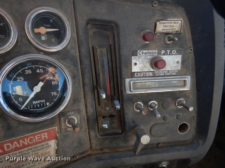 image for item DH8189 1989 Ford L8000  ready mix truck