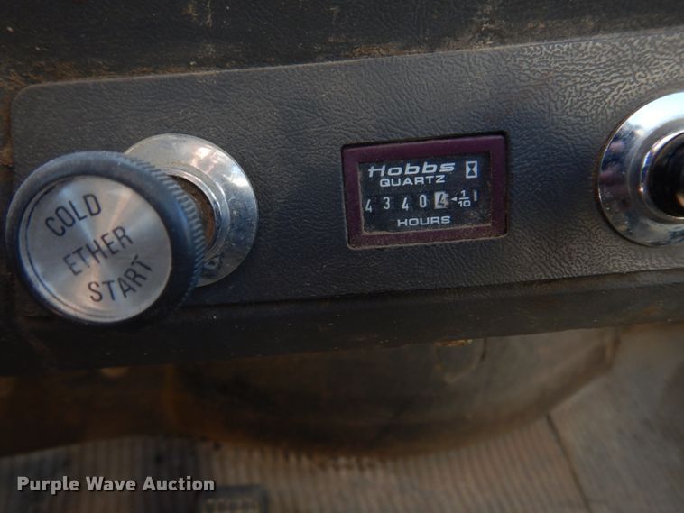 image for item DH8189 1989 Ford L8000  ready mix truck