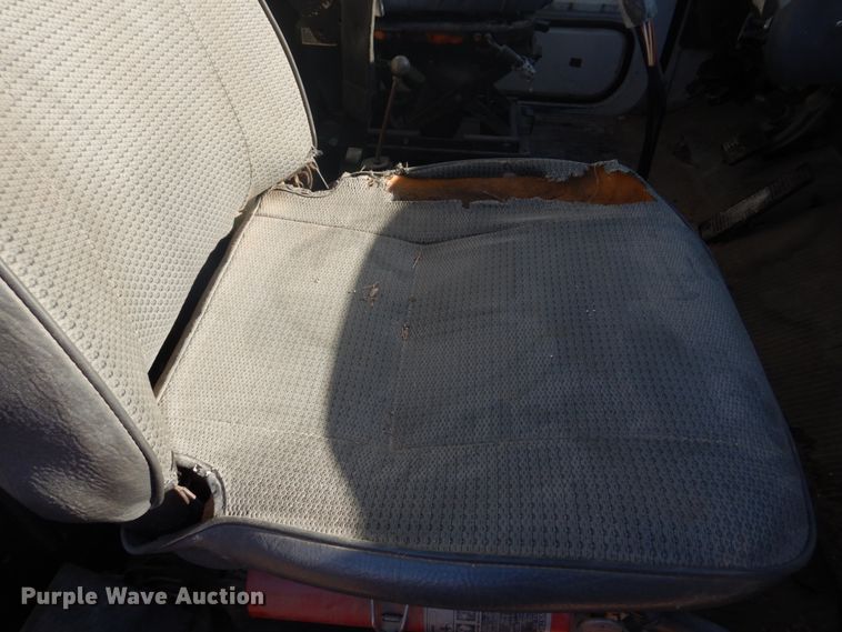 image for item DH8189 1989 Ford L8000  ready mix truck