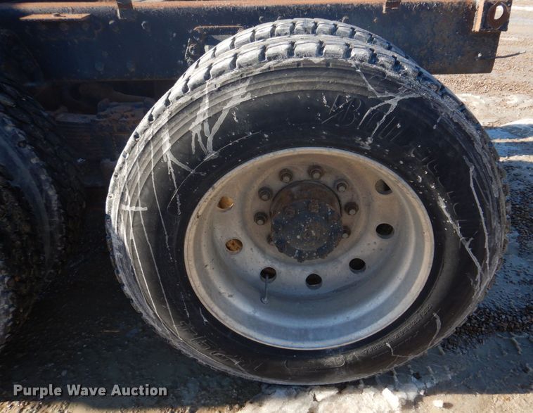 image for item DH8189 1989 Ford L8000  ready mix truck