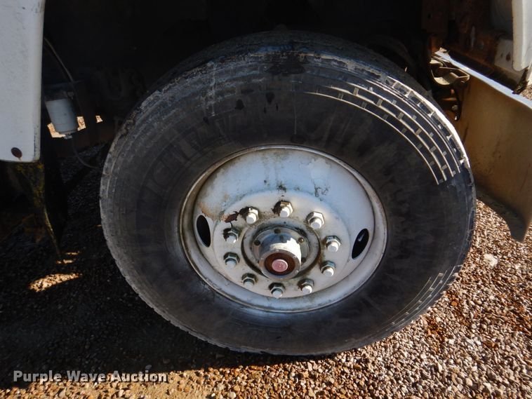 image for item DH8189 1989 Ford L8000  ready mix truck