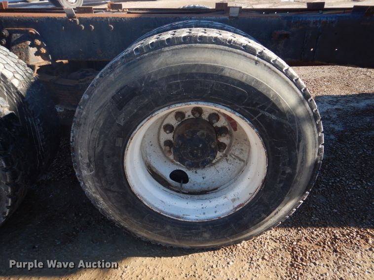 image for item DH8189 1989 Ford L8000  ready mix truck