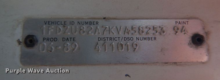 image for item DH8189 1989 Ford L8000  ready mix truck