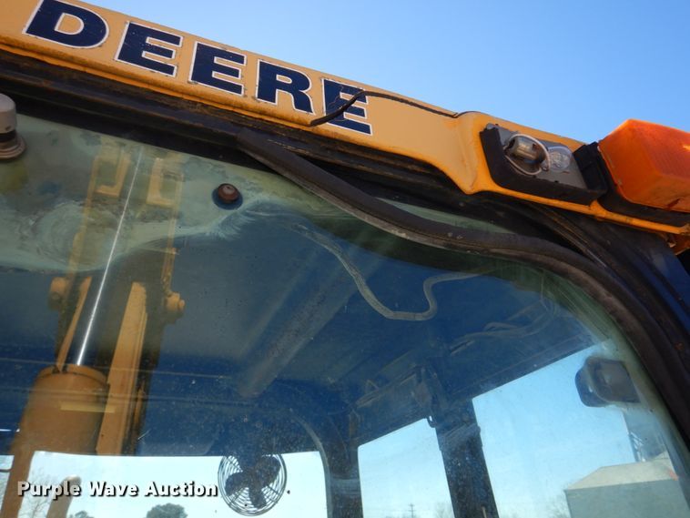 image for item DH8190 1983 John Deere 410B  backhoe